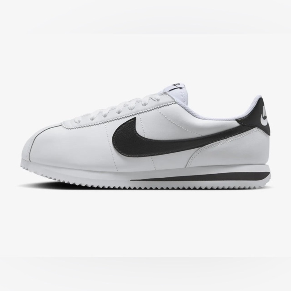 Nike cortez summed sneaker
